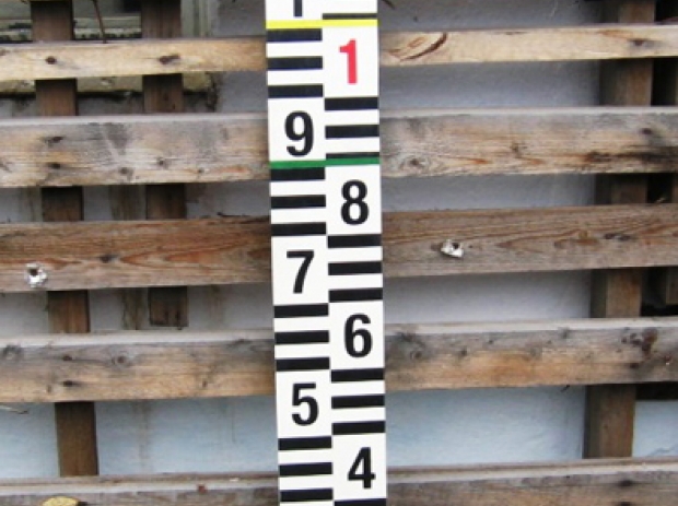 Galerie hotových ukazatelů měření výšky hladiny vody (vodočetných latí) 10 Galerie hotových ukazatelů měření výšky hladiny vody (vodočetných latí) 10