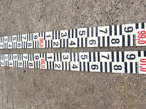 Galerie hotových ukazatelů měření výšky hladiny vody (vodočetných latí) 20 Galerie hotových ukazatelů měření výšky hladiny vody (vodočetných latí) 20