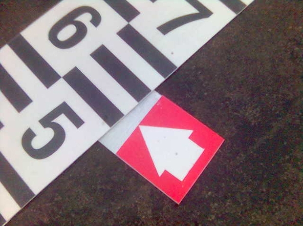 Galerie hotových ukazatelů měření výšky hladiny vody (vodočetných latí) 1 Galerie hotových ukazatelů měření výšky hladiny vody (vodočetných latí) 1